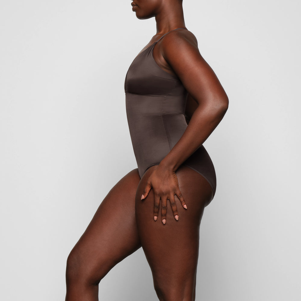 Skims BARELY THERE BODYSUIT BRIEF W/ SNAPS Bodysuit Koffie | QUT-894532