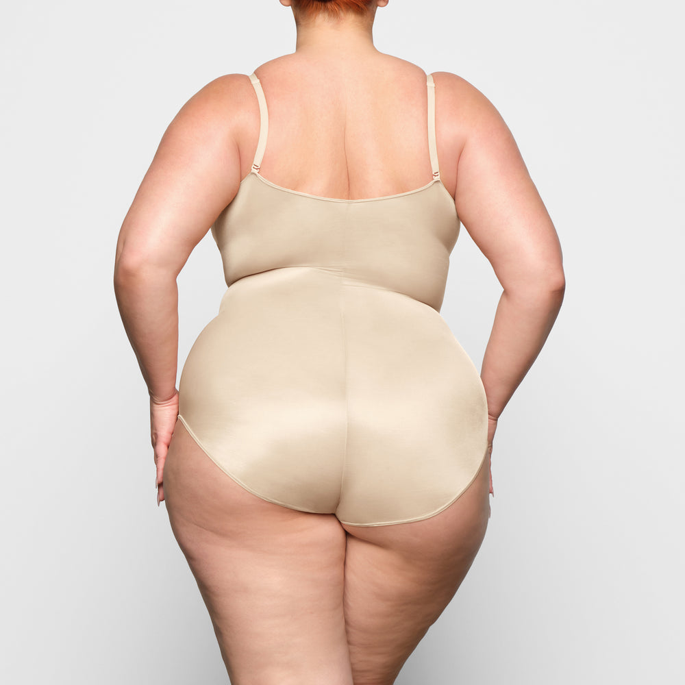Skims BARELY THERE BODYSUIT BRIEF W/ SNAPS Bodysuit Bruin | YFU-284057