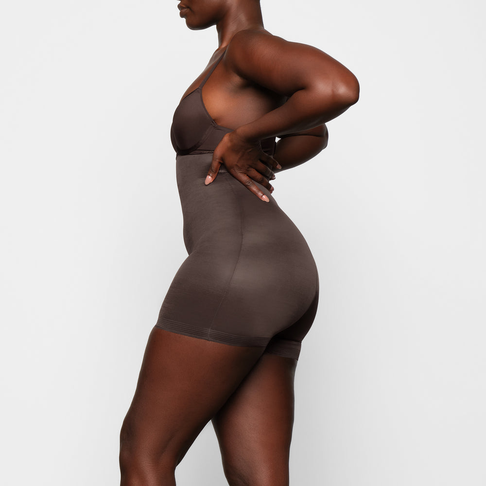Skims BARELY THERE HIGH WAIST Korte Broek Koffie | DJA-158469