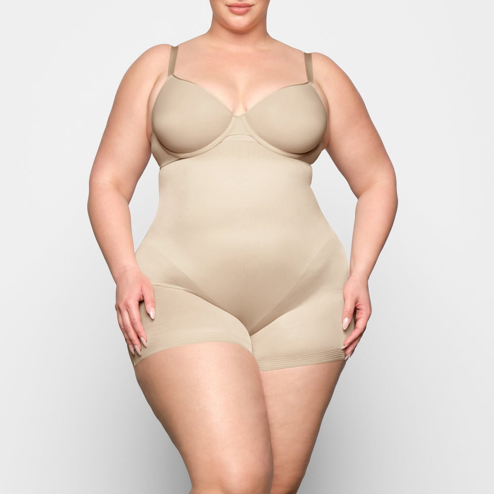 Skims BARELY THERE HIGH WAIST Korte Broek Bruin | QJL-781634