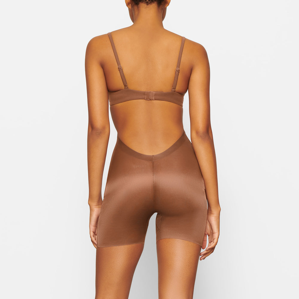 Skims BARELY THERE LOW BACK Korte Broek Bruin | JVQ-781359