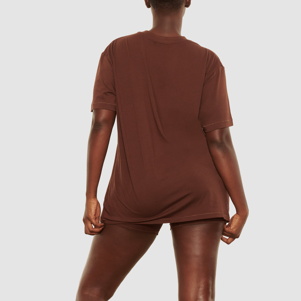 Skims BOYFRIEND T-shirt Chocola | PRW-309468