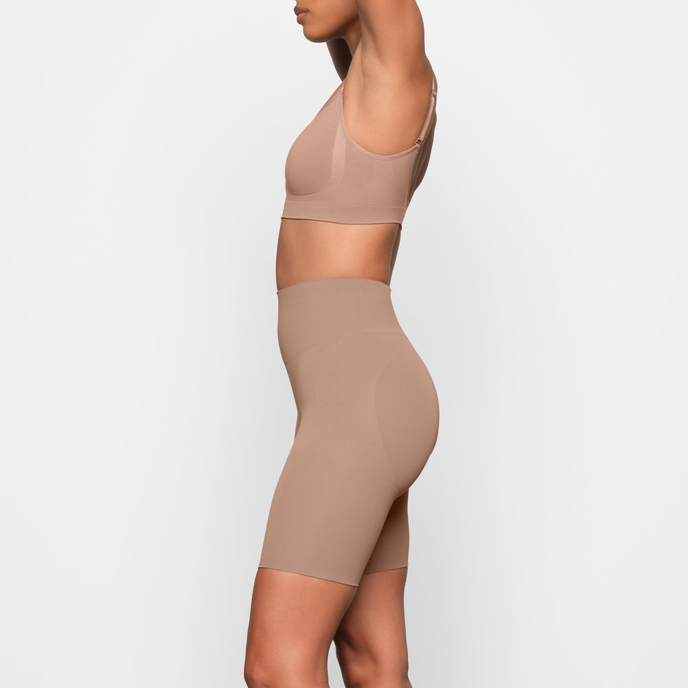 Skims BUTT ENHANCING Korte Broek Abrikoos | QSM-678540