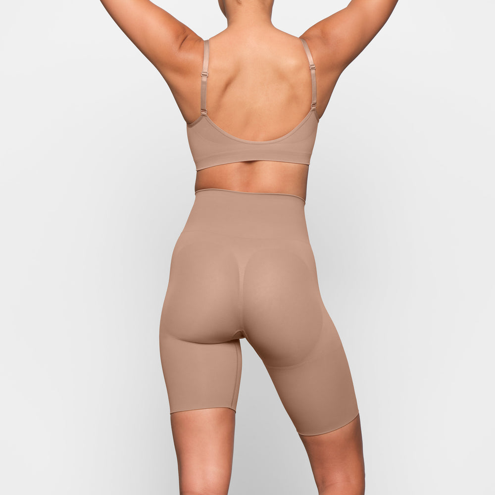 Skims BUTT ENHANCING Korte Broek Abrikoos | QSM-678540