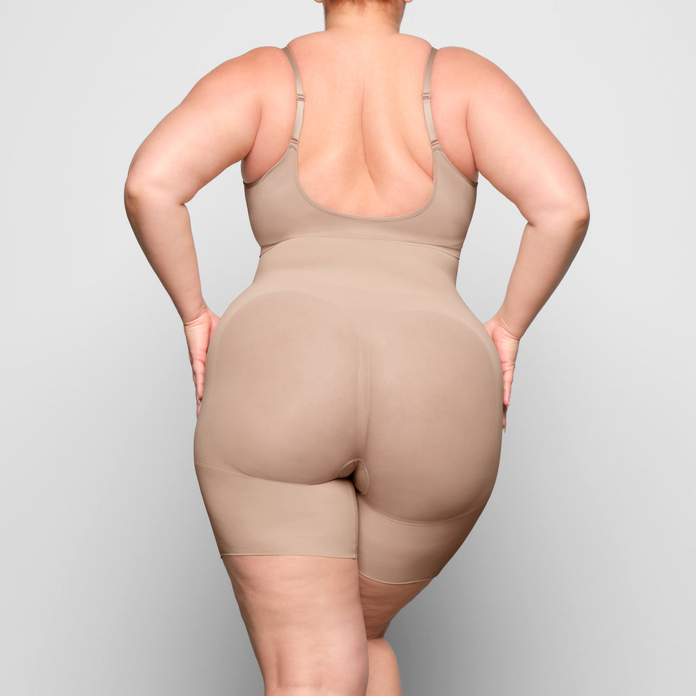 Skims BUTT ENHANCING Korte Broek Beige | JMN-591468