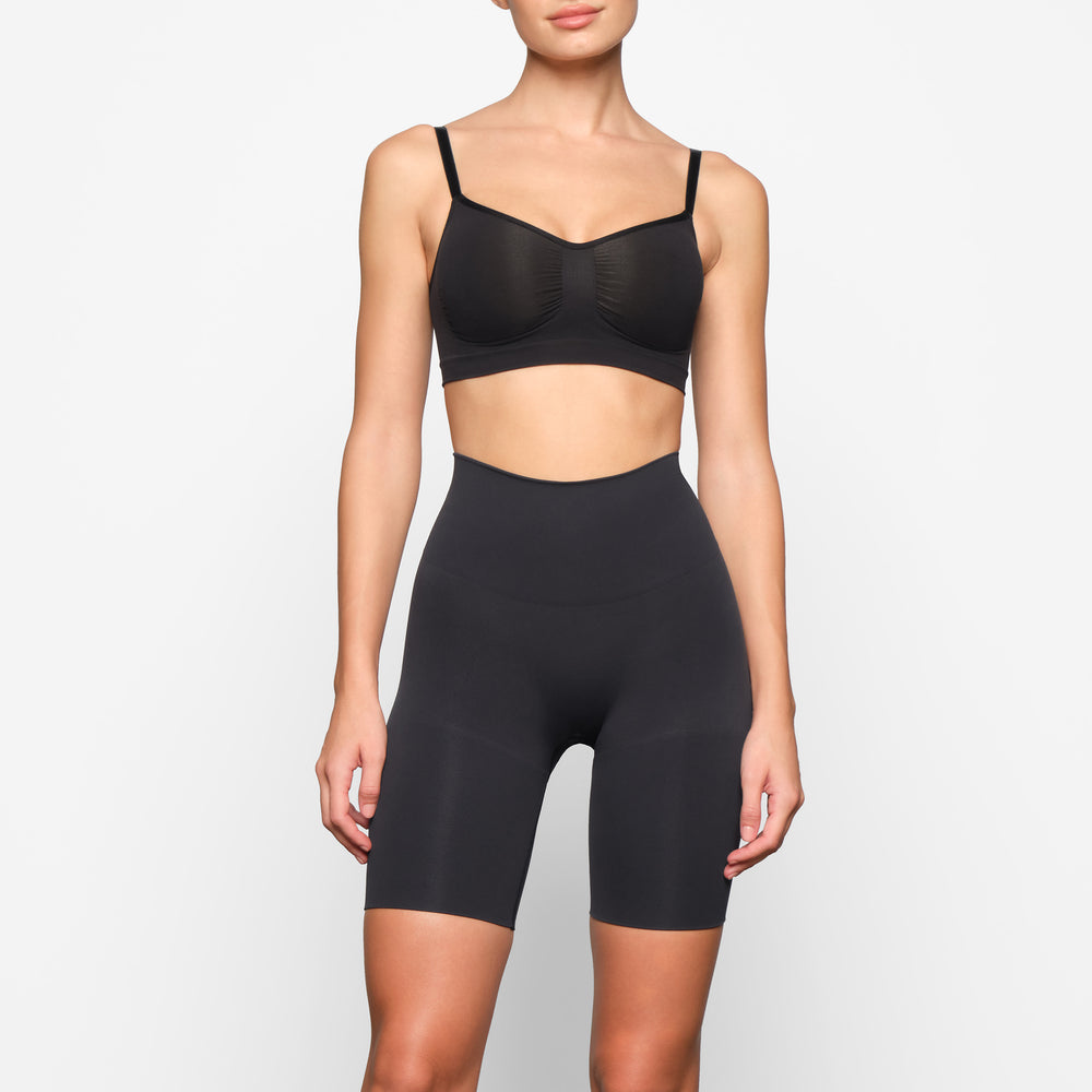 Skims BUTT ENHANCING Korte Broek Zwart | VEP-279038