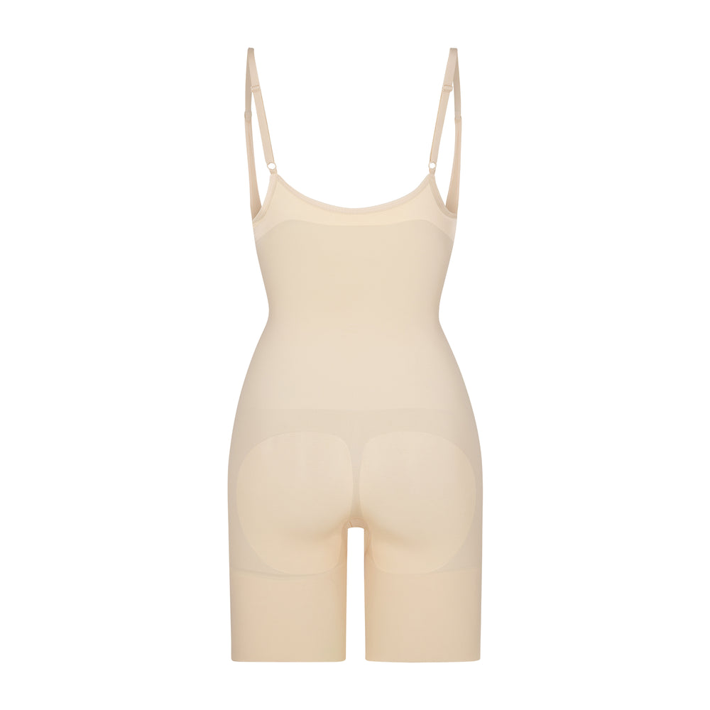 Skims BUTT ENHANCING Open Bust Bodysuit Bruin | BLJ-490587