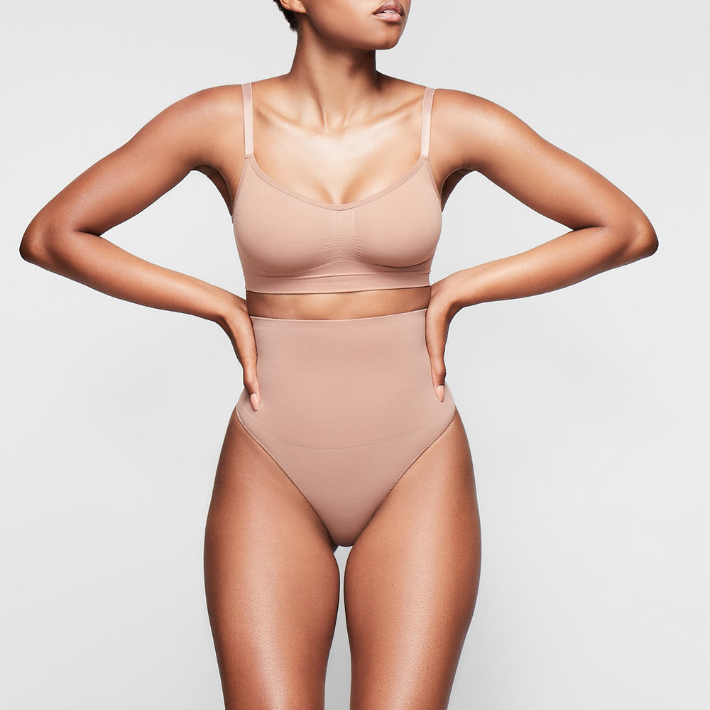 Skims CORE CONTROL Thong Abrikoos | QBK-813407