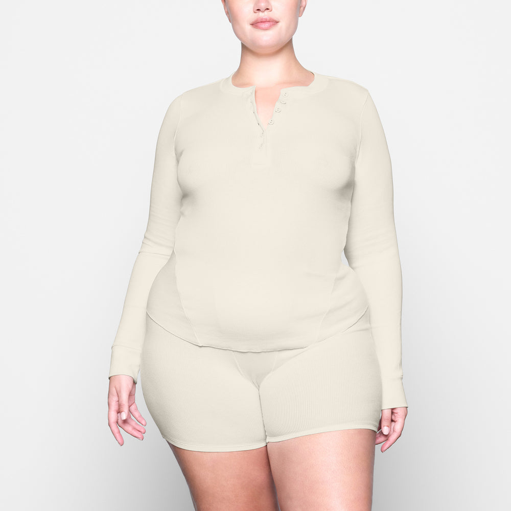 Skims COTTON RIB HENLEY LONG SLEEVE T-shirt Wit | SBD-192638