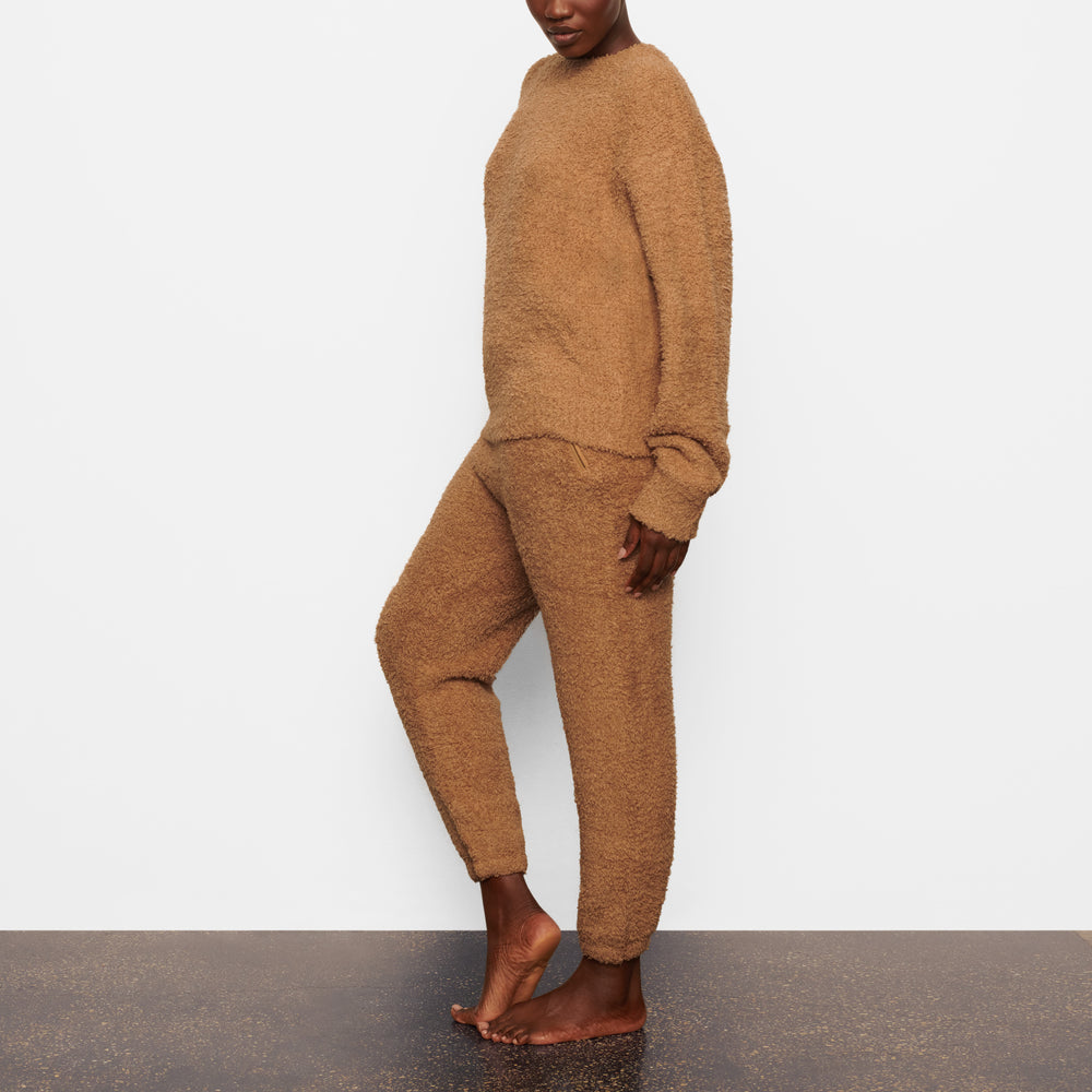 Skims COZY KNIT UNISEX Joggers Bruin | MAV-987243