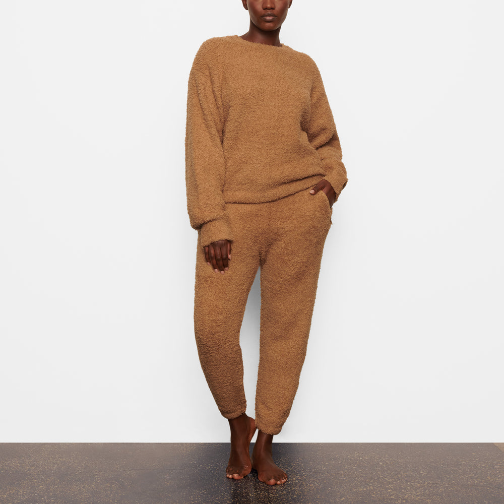 Skims COZY KNIT UNISEX Pullover Bruin | TQP-074186