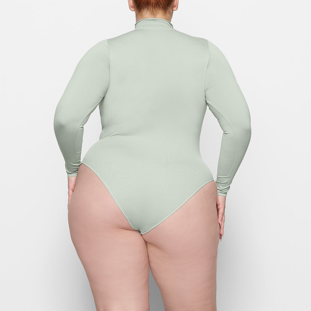 Skims ESSENTIAL MOCK NECK Long Sleeve Bodysuit Lichtgroen | GLK-021673