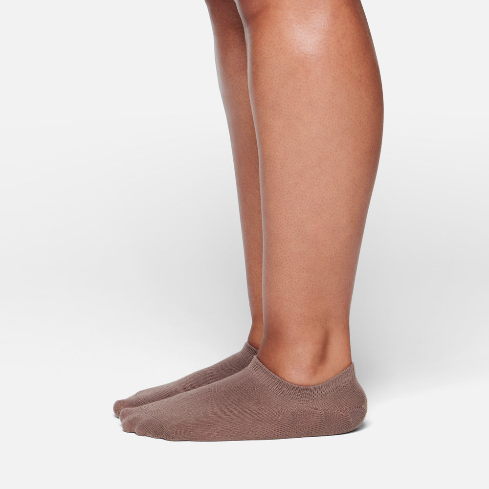 Skims EVERYDAY ANKLE Sokken Bruin | VMQ-568410