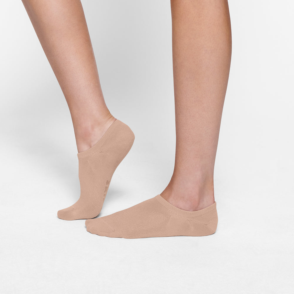 Skims EVERYDAY LOW RIB ANKLE Sokken Beige | RTB-269130