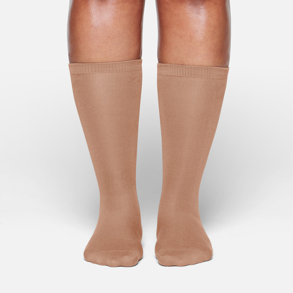 Skims EVERYDAY MID CALF Sokken Abrikoos | DNP-952784