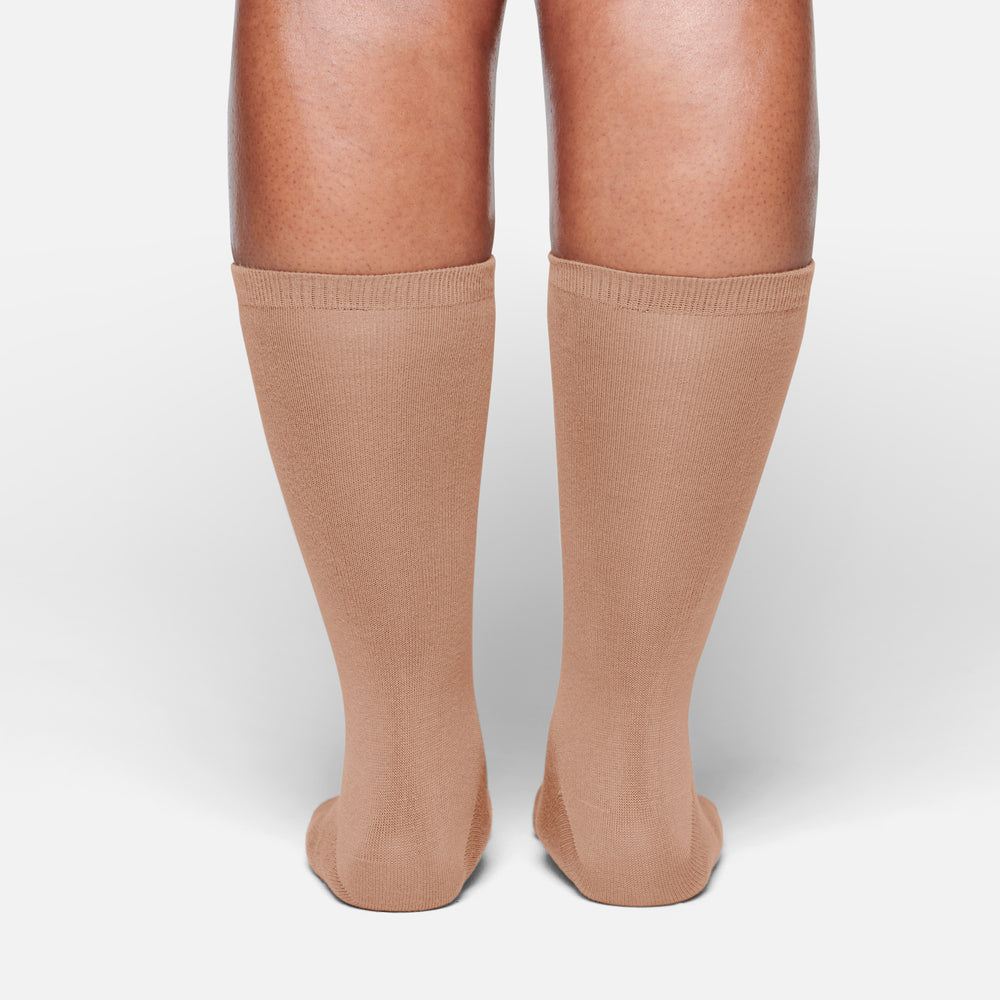 Skims EVERYDAY MID CALF Sokken Abrikoos | DNP-952784