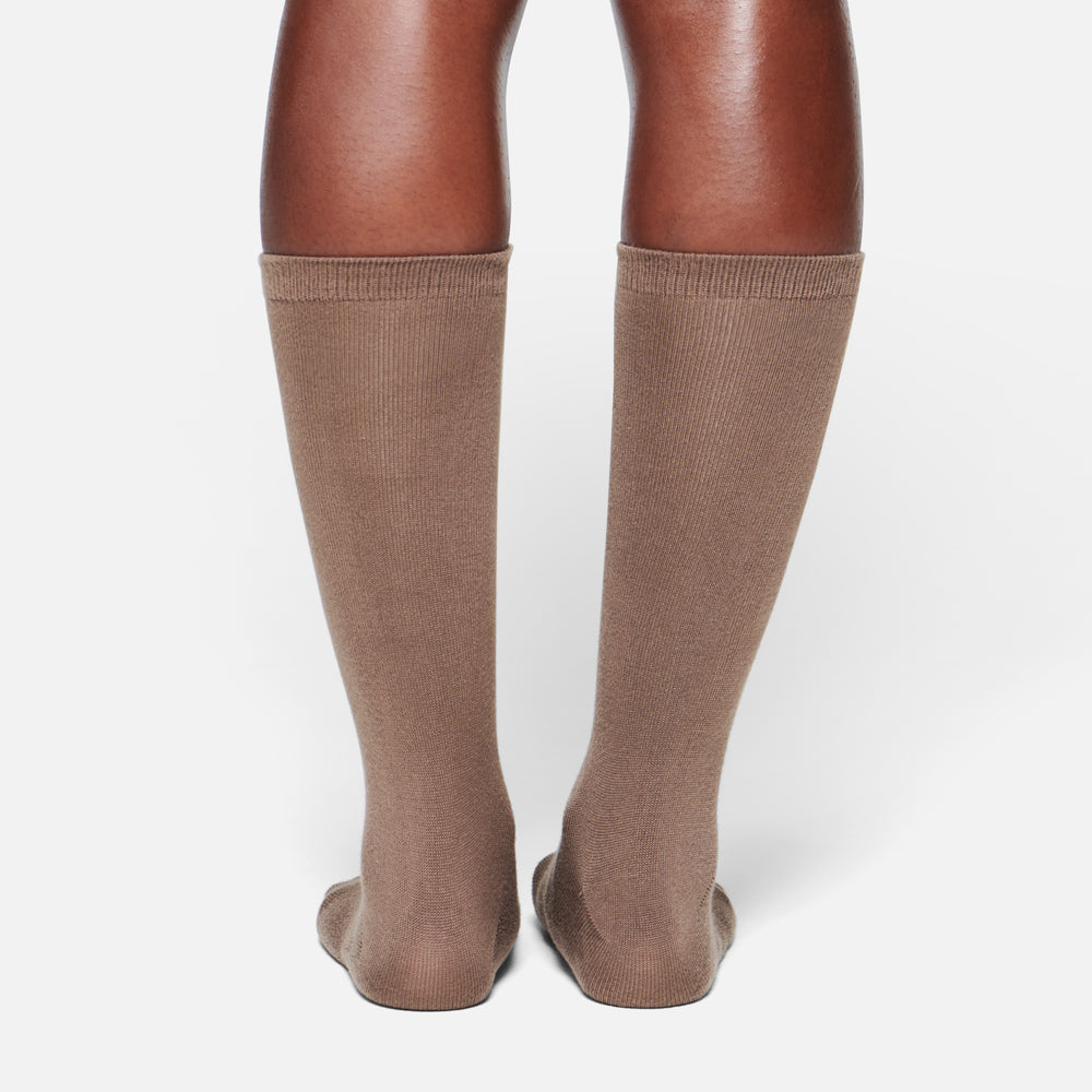 Skims EVERYDAY MID CALF Sokken Abrikoos | GZO-139567