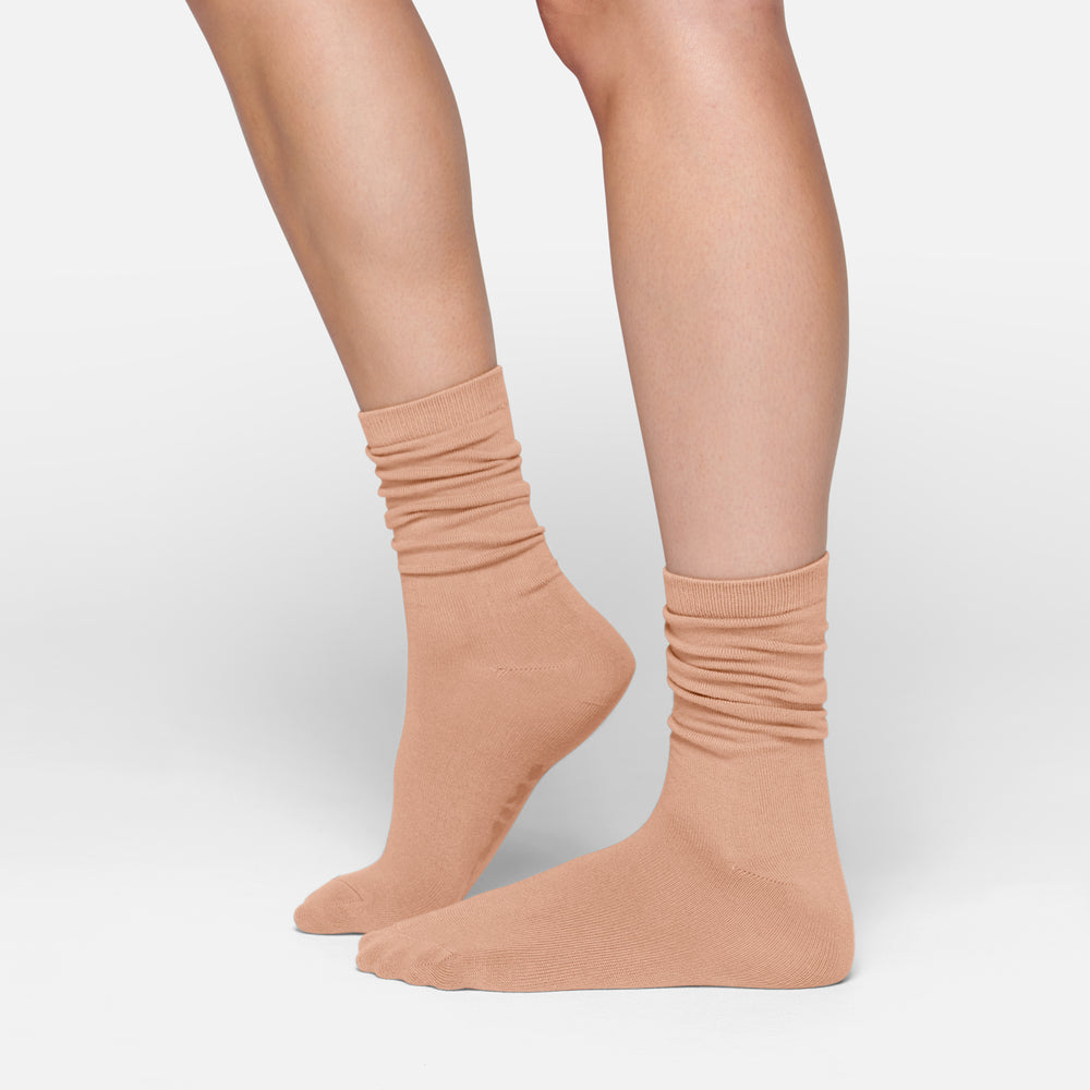 Skims EVERYDAY MID CALF Sokken Beige | DFG-021947
