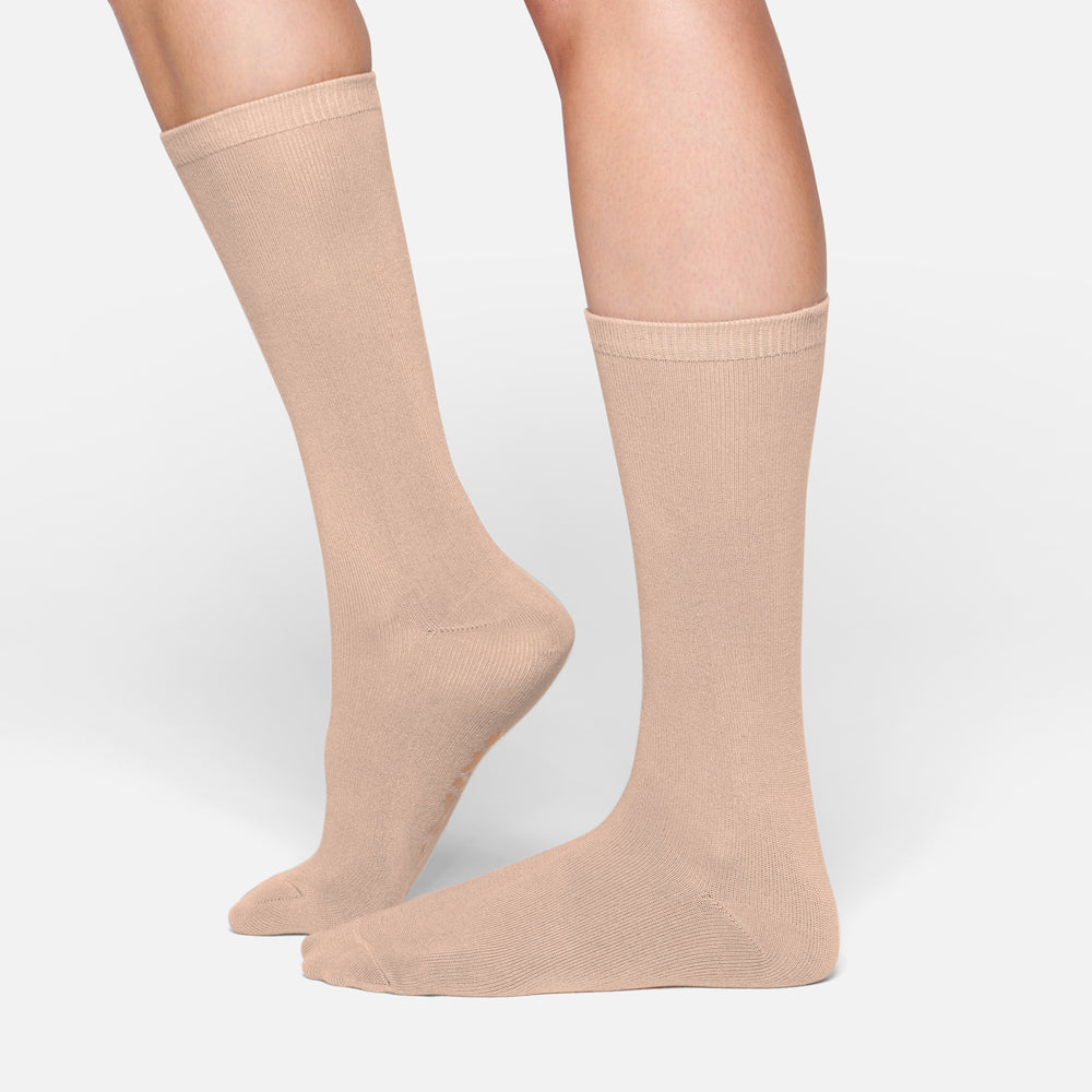 Skims EVERYDAY MID CALF Sokken Beige | REZ-491356
