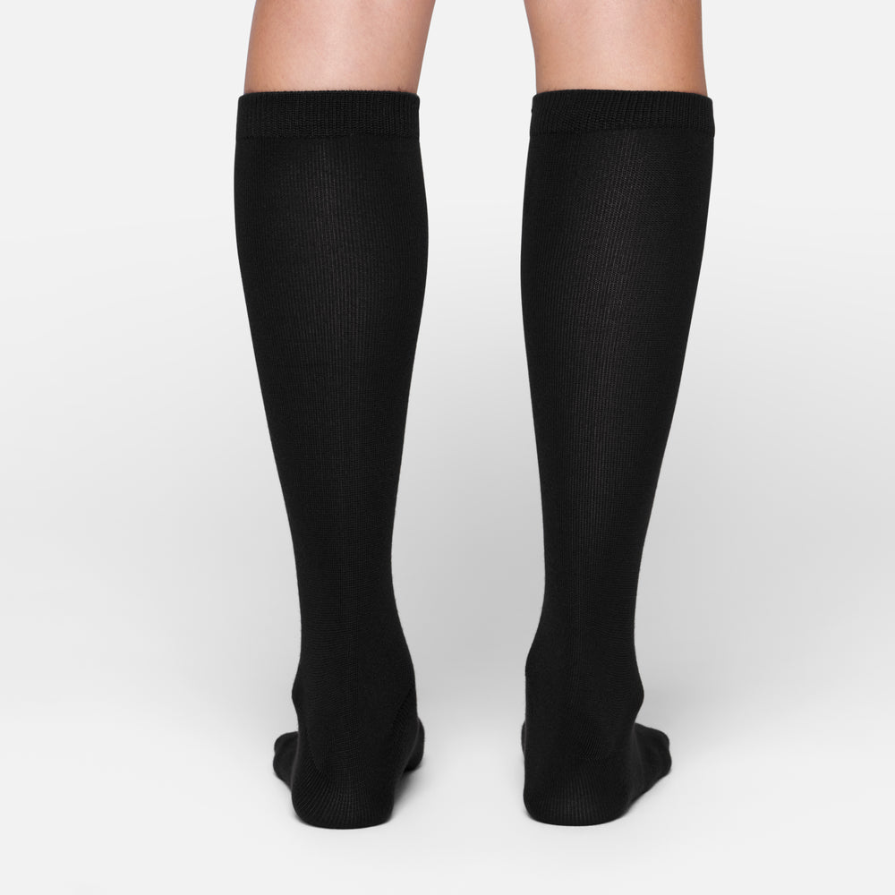 Skims EVERYDAY MID CALF Sokken Zwart | JNS-926875