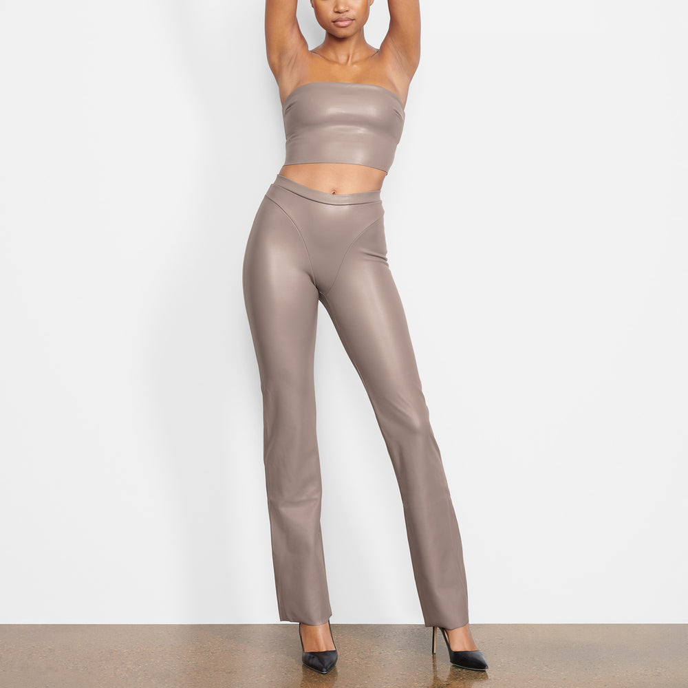 Skims FAUX LEATHER BOOT CUT Broek Zilver | OLT-790361