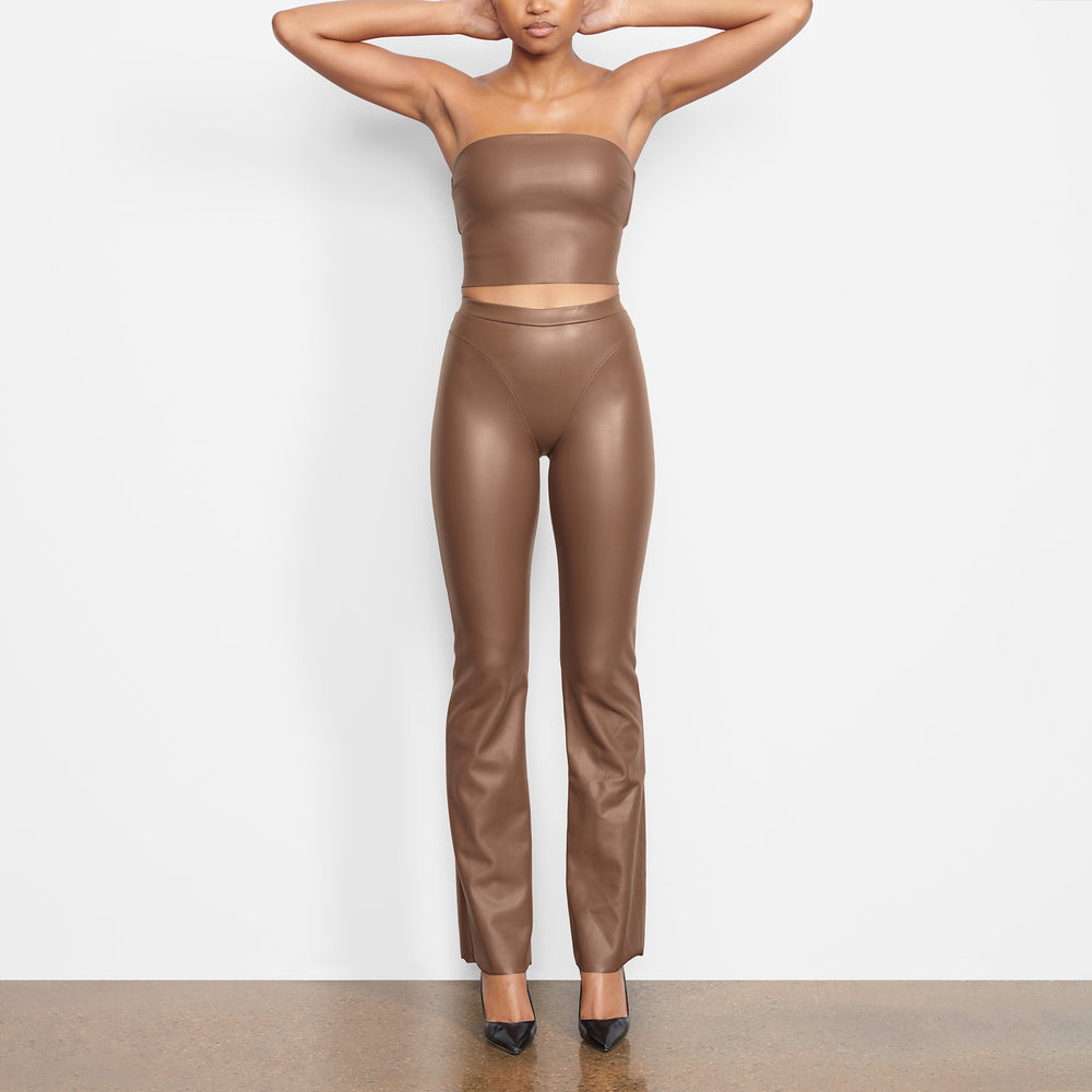 Skims FAUX LEATHER Bandeau Top Bruin | AXP-873265