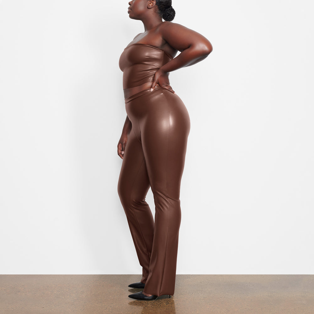 Skims FAUX LEATHER Bandeau Top Chocola | VAS-812056