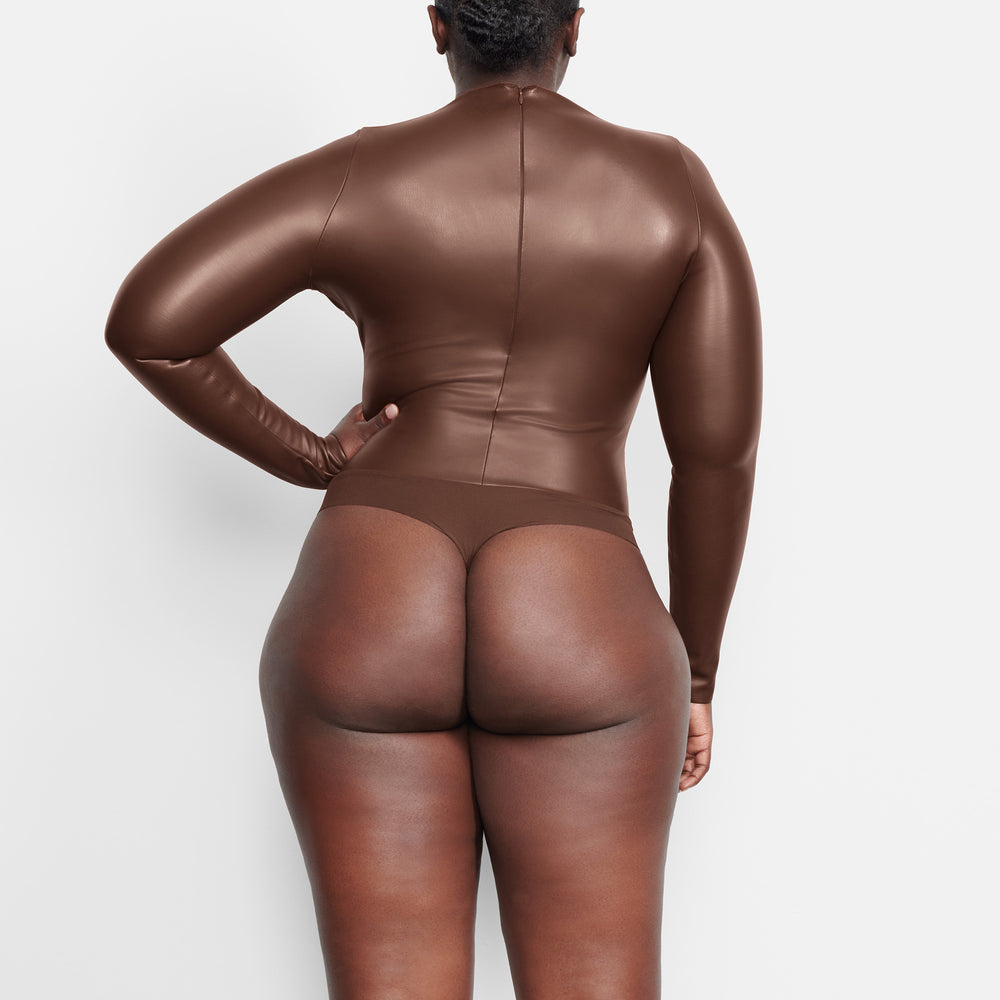 Skims FAUX LEATHER Mock Neck Bodysuit Chocola | ENZ-702345