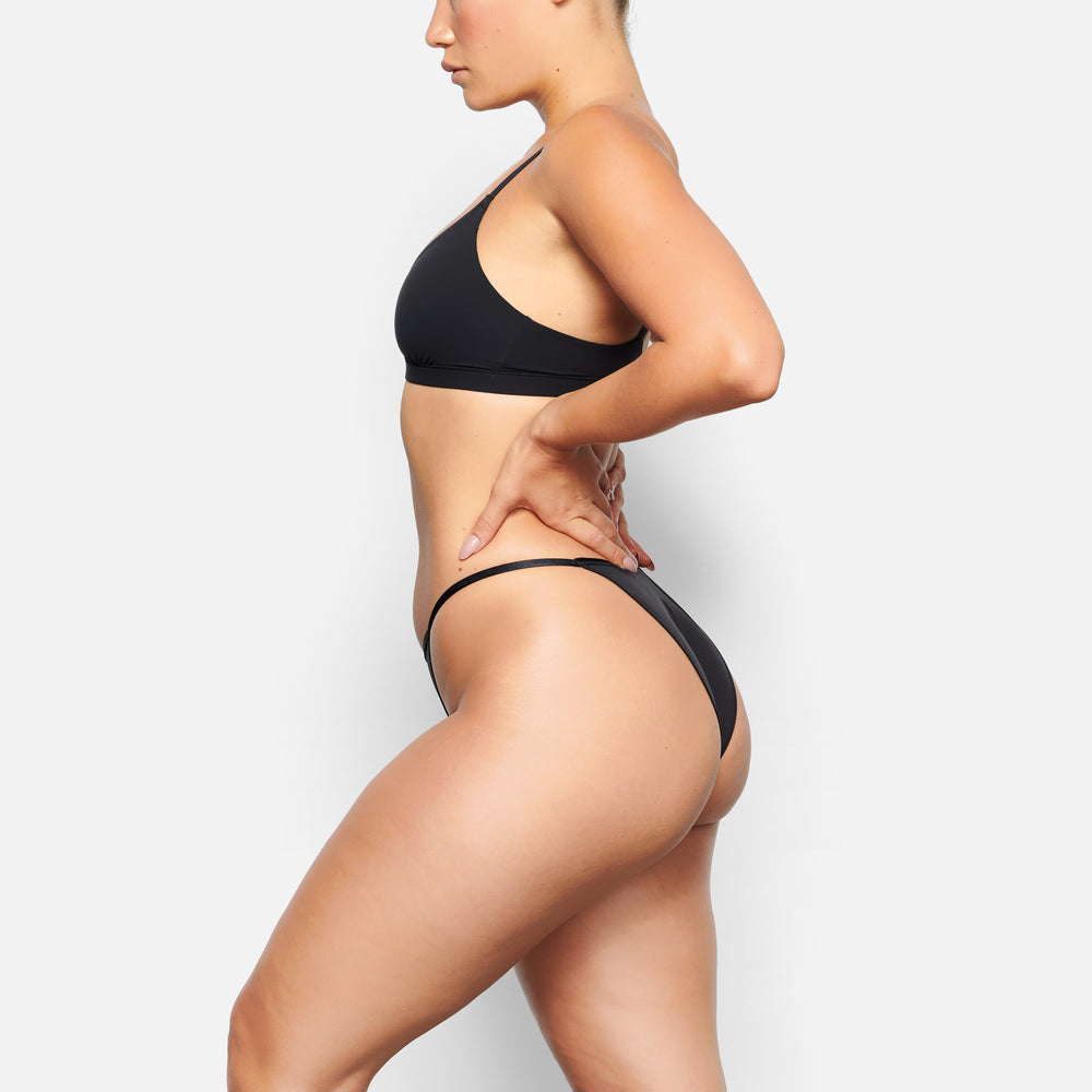 Skims FITS EVERYBODY CHEEKY STRING Bikini Zwart | FZU-847615