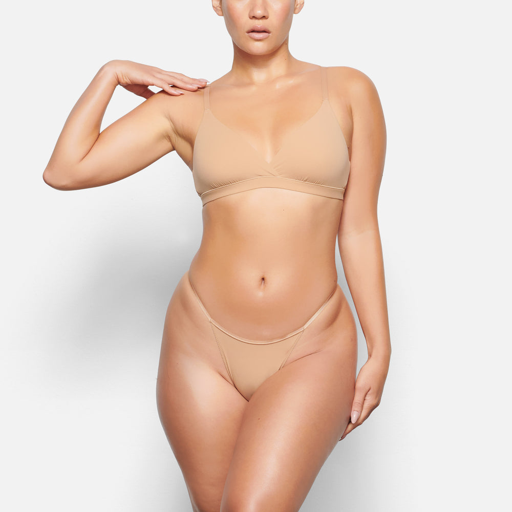 Skims FITS EVERYBODY CHEEKY STRING Bikini Beige | OEH-643250