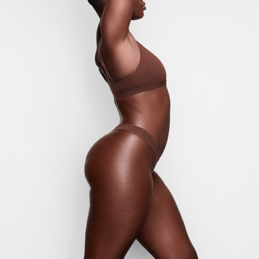 Skims FITS EVERYBODY DIPPED FRONT Thong Chocola | CVM-276089