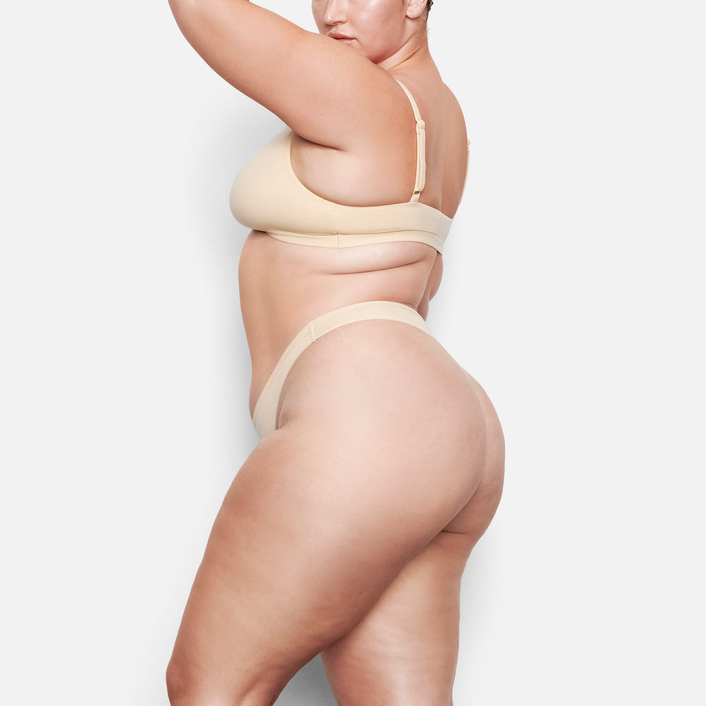 Skims FITS EVERYBODY DIPPED FRONT Thong Bruin | HBV-563120