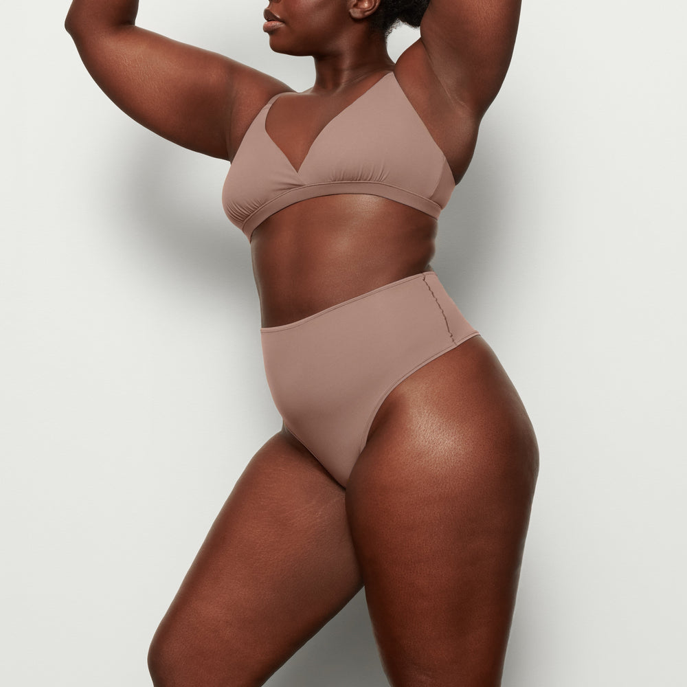 Skims FITS EVERYBODY HIGH WAISTED Thong Bruin | DIE-462870