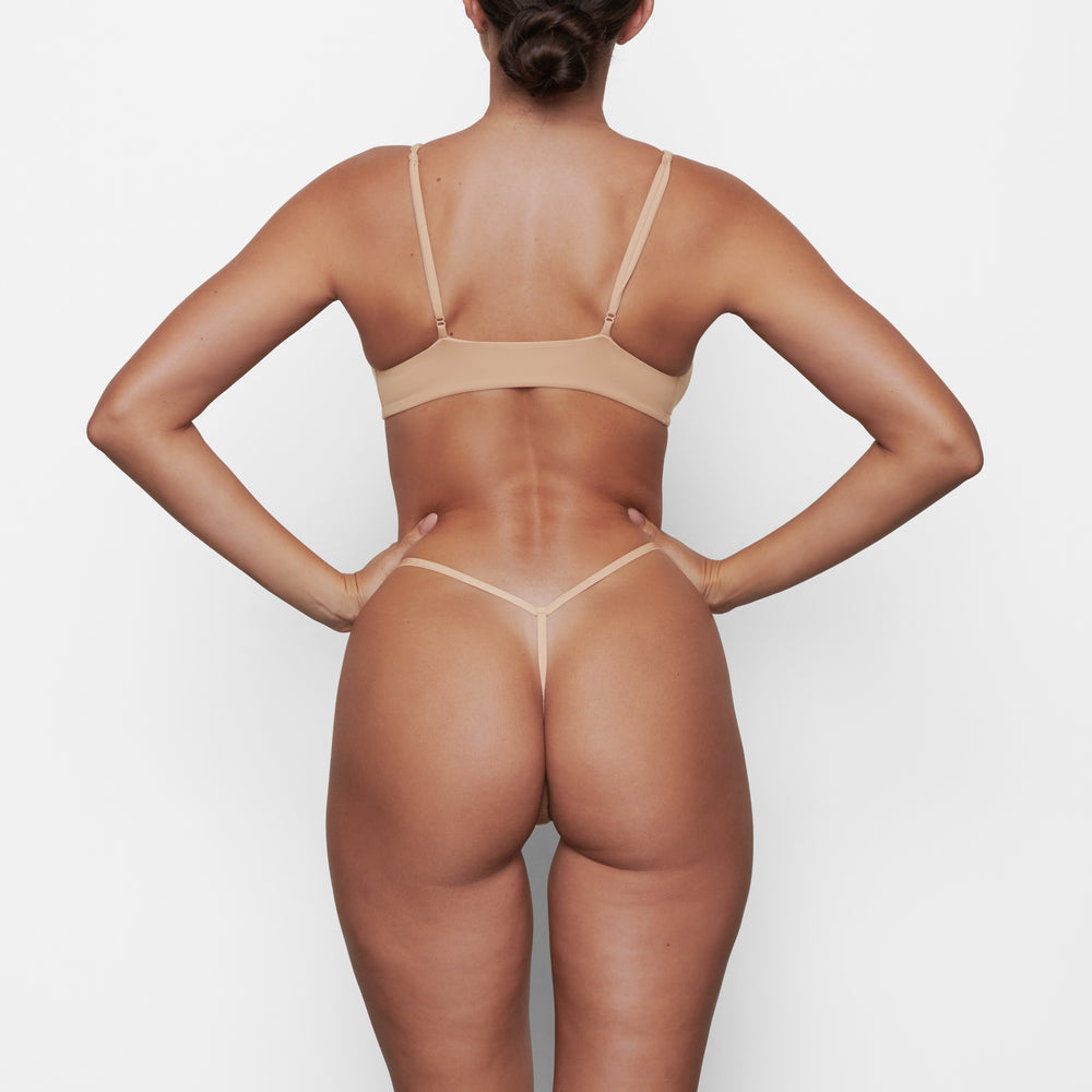 Skims FITS EVERYBODY MICRO Thong Beige | RFX-609743
