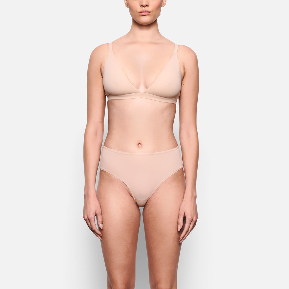 Skims FITS EVERYBODY MID RISE Brief Beige | AVX-238197