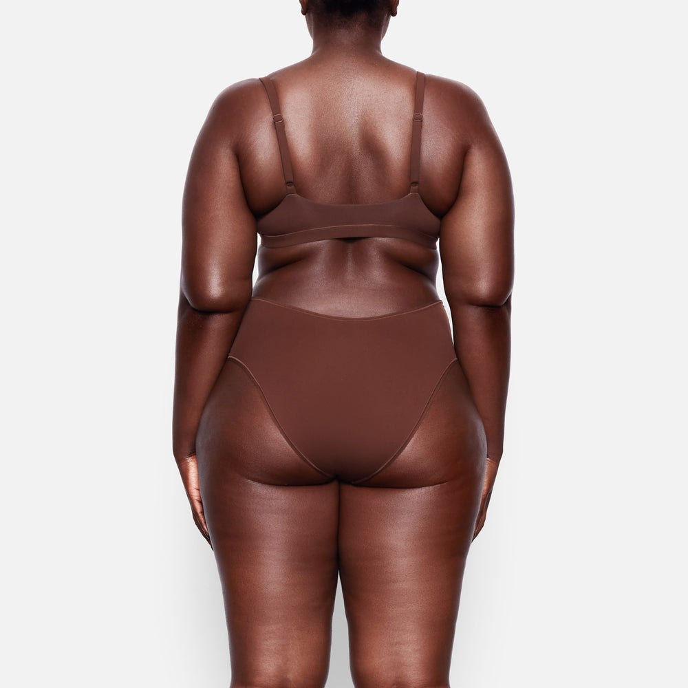 Skims FITS EVERYBODY MID RISE Brief Chocola | OYR-831759