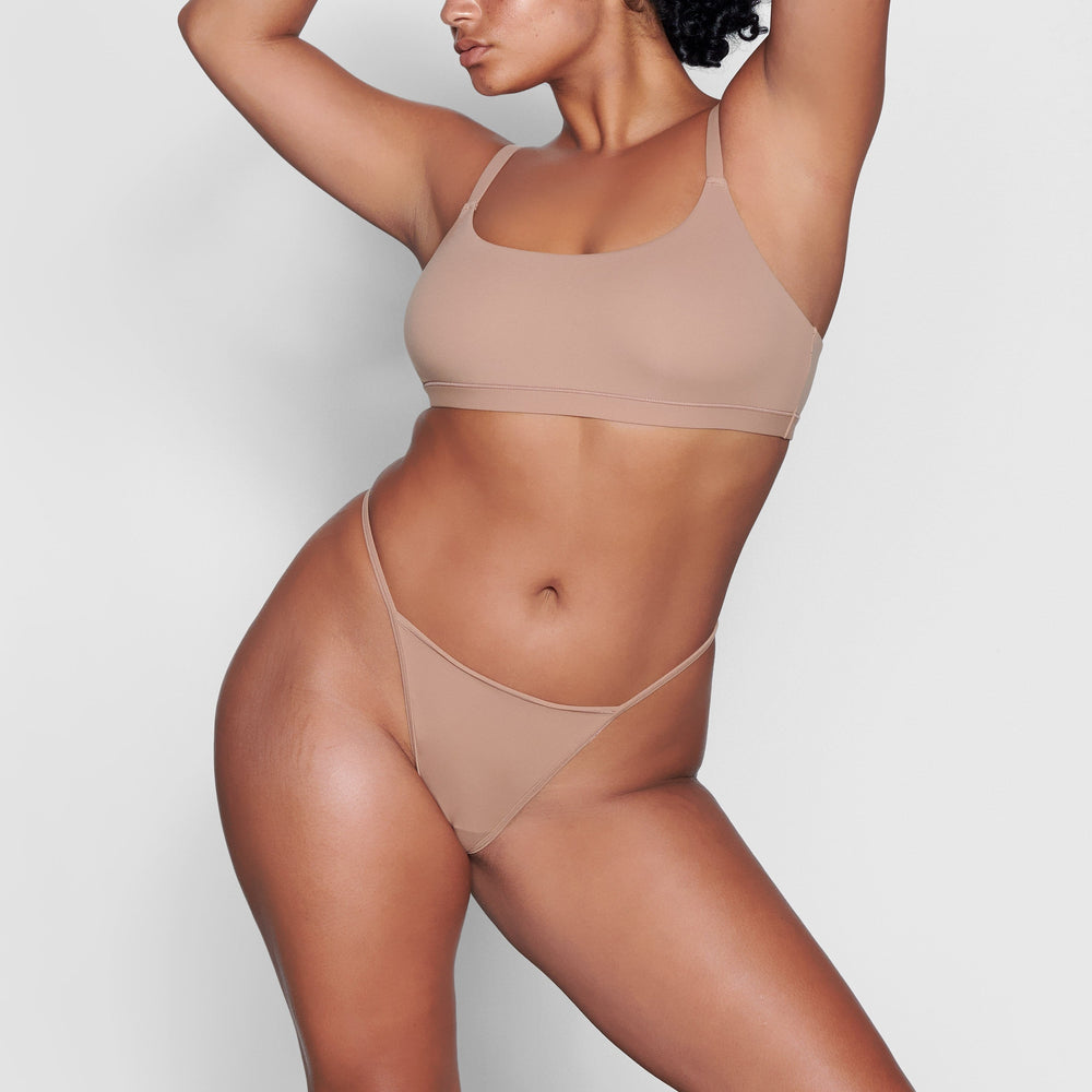 Skims FITS EVERYBODY T STRING Thong Abrikoos | GJS-937046
