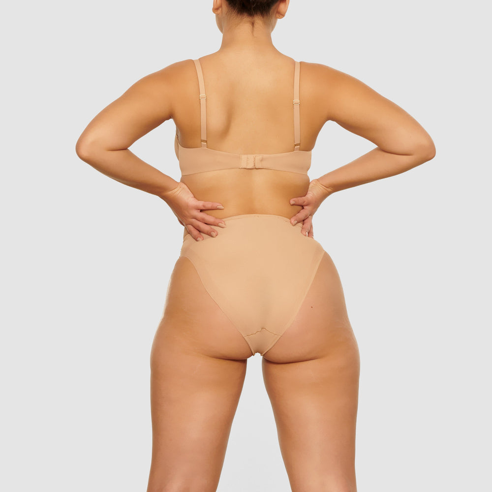 Skims JELLY SHEER CHEEKY Brief Beige | GBA-149658