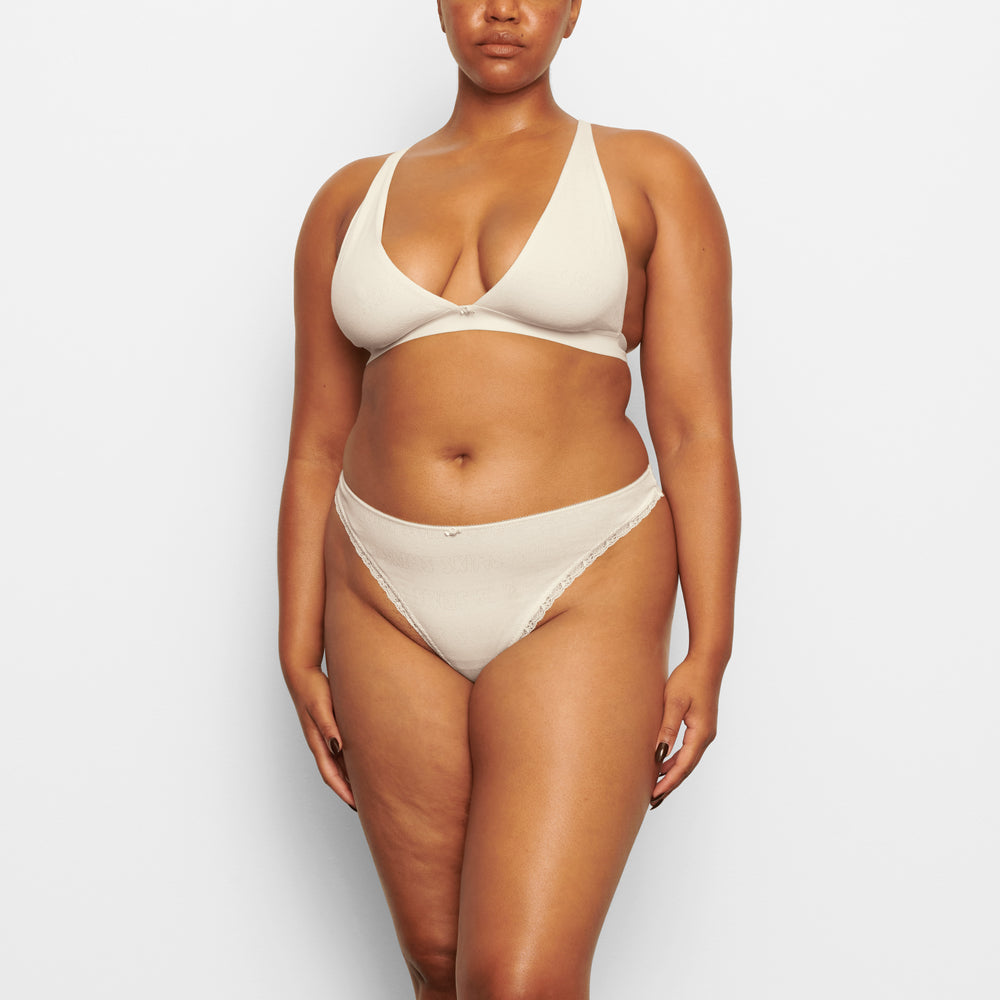 Skims LACE POINTELLE Thong Wit | JOX-917543