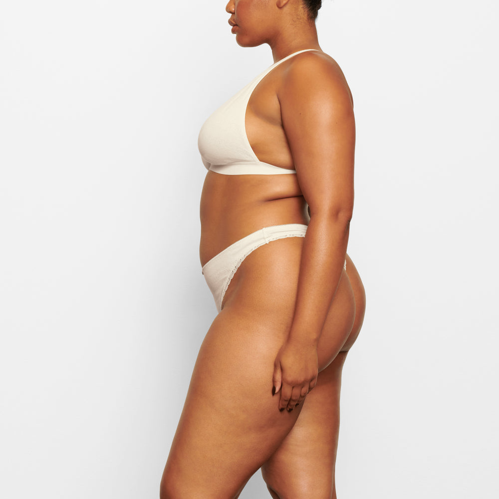 Skims LACE POINTELLE Thong Wit | JOX-917543
