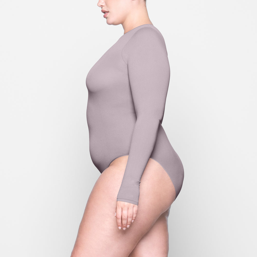 Skims LIGHT ESSENTIAL CREW NECK Long Sleeve Bodysuit Lavendel | JOT-756809