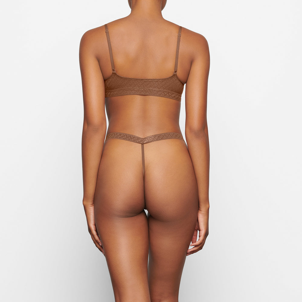 Skims LOGO MESH FOIL SKIMPY TRIANGLE Bralette Bruin | KQU-543987