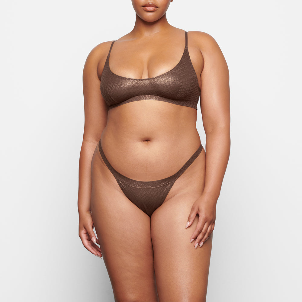 Skims LOGO MESH FOIL SKIMPY Thong Chocola | TSO-580934