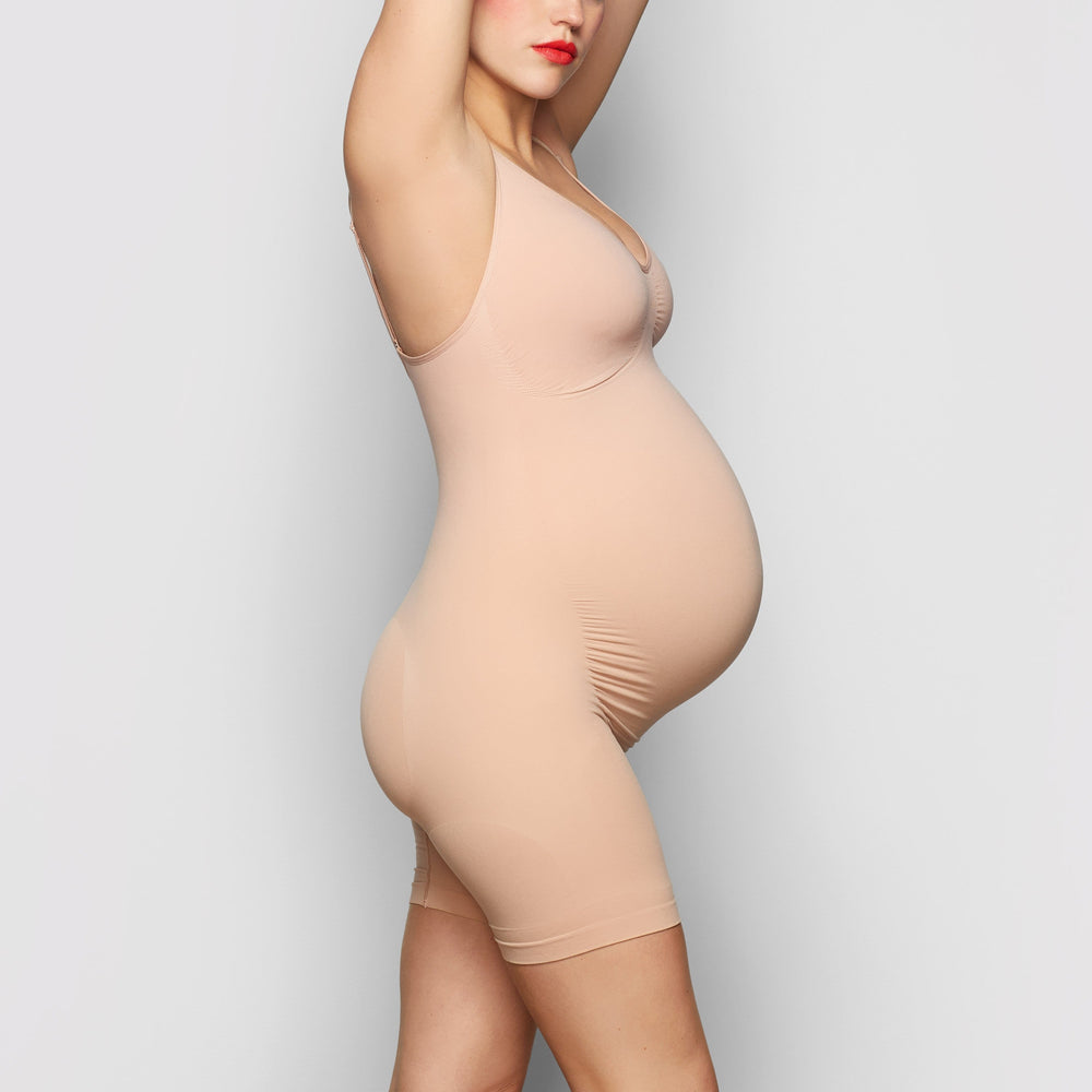 Skims MATERNITY SCULPTING BODYSUIT MID THIGH Maternity Shapewear Beige | GKN-287435