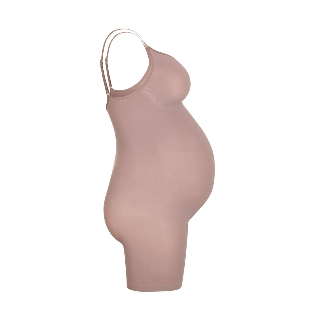 Skims MATERNITY SCULPTING BODYSUIT MID THIGH Maternity Shapewear Bruin | TOX-536798