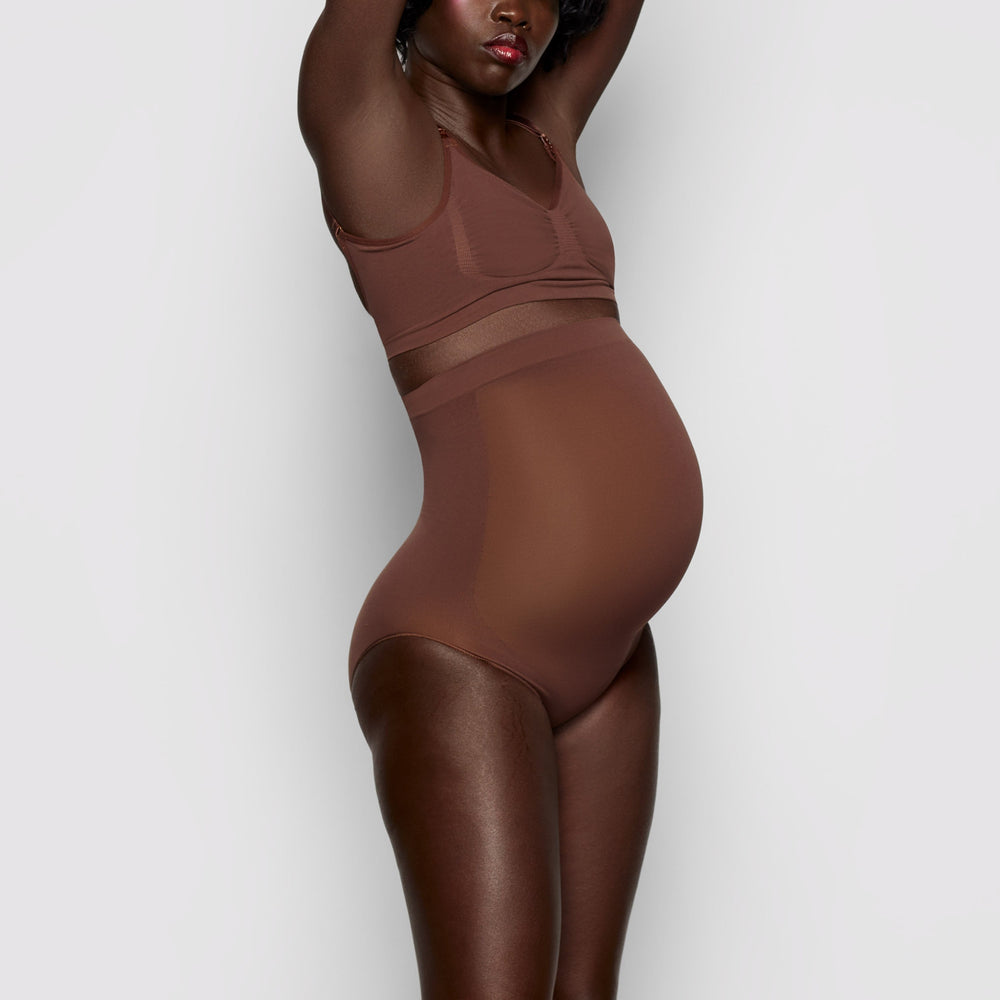 Skims MATERNITY SCULPTING HIGH WAIST BRIEF Maternity Shapewear Chocola | GEQ-547391