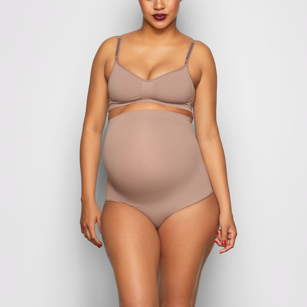 Skims MATERNITY SCULPTING HIGH WAIST BRIEF Maternity Shapewear Bruin | YXS-132796