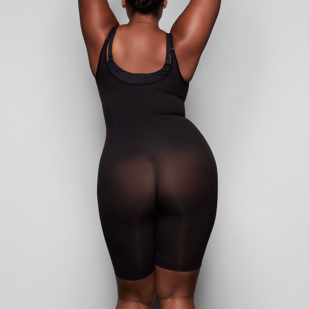 Skims OPEN BUST BODYSUIT W. OPEN GUSSET Bodysuit Zwart | RAH-452176