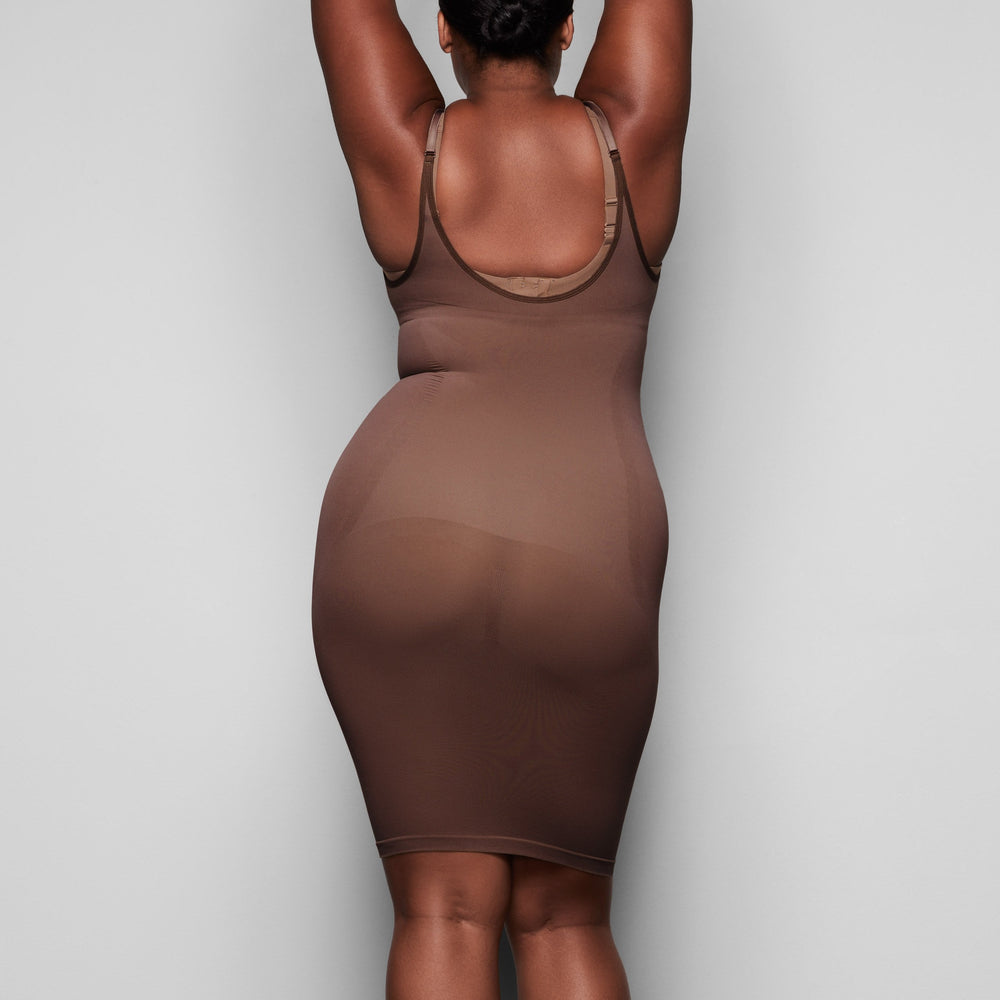 Skims OPEN BUST SLIP Dress Abrikoos | PAT-765980