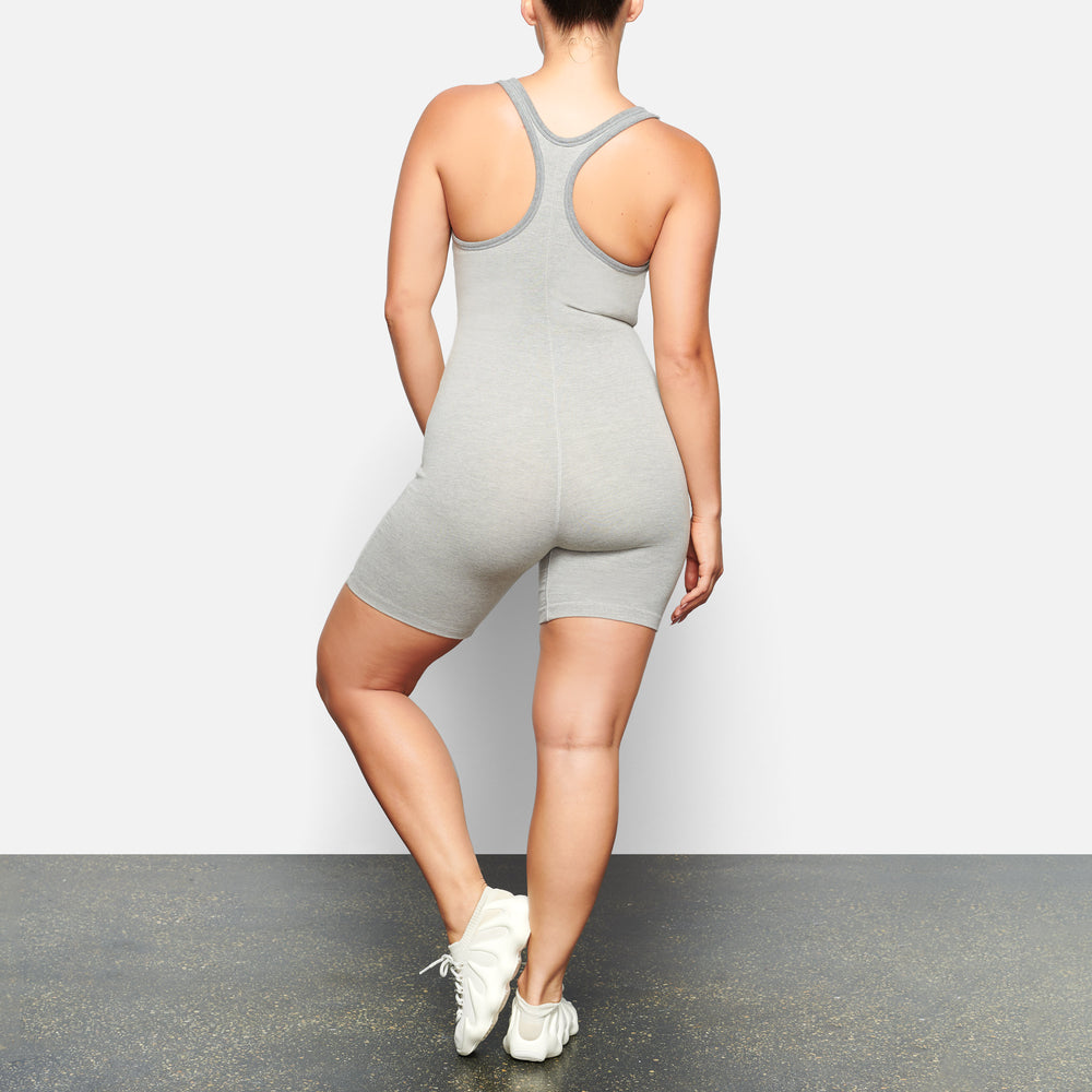 Skims OUTDOOR Mid Thigh Bodysuit Grijs | YAP-319567